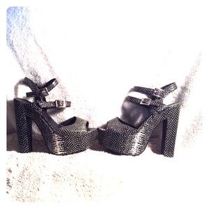 Statement platform heels